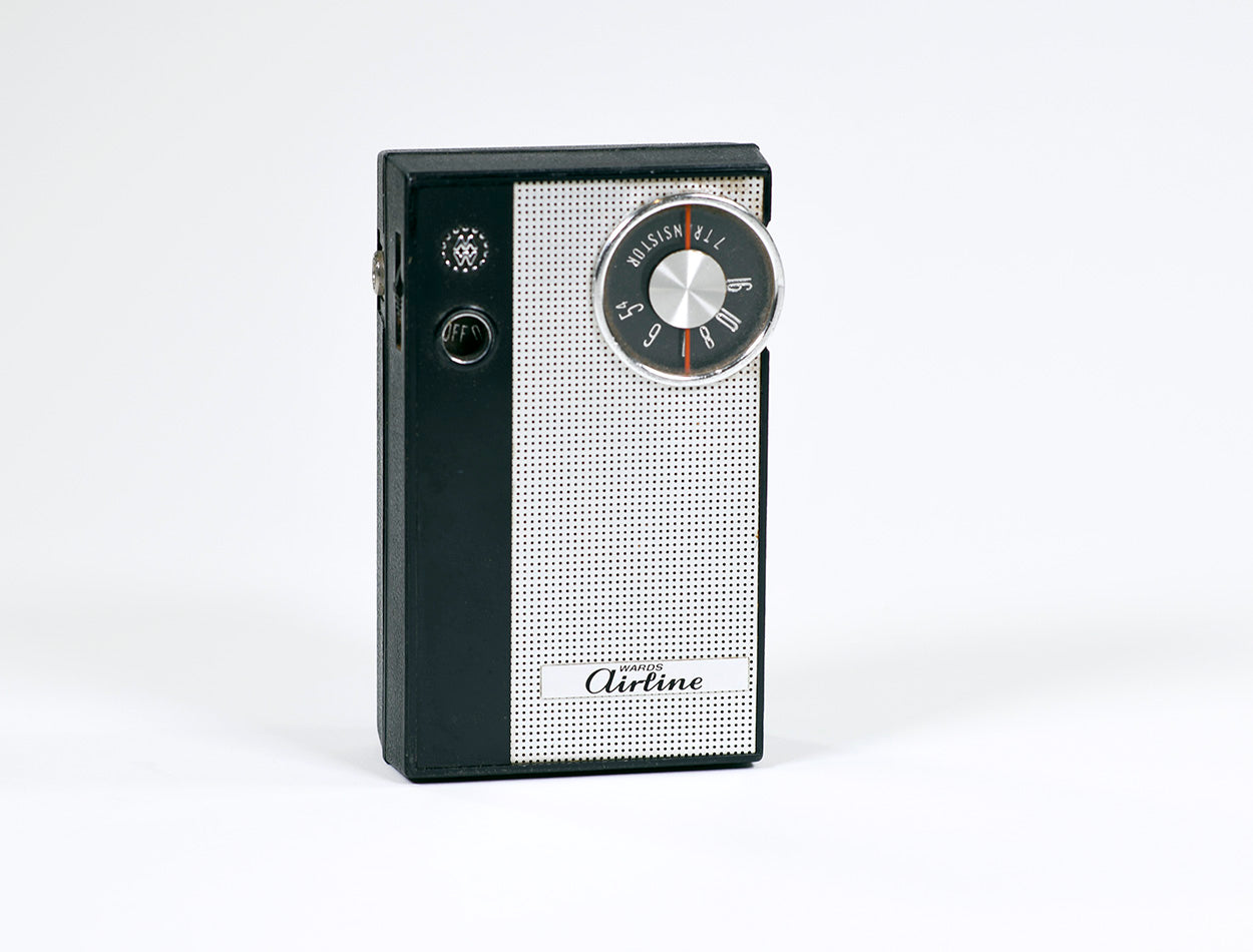 Vintage Montgomery Ward Airline Transistor Radio