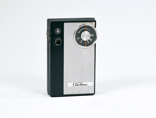 Vintage Montgomery Ward Airline Transistor Radio